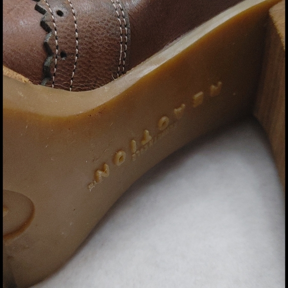 Kenneth Cole reaction retro vintage leather heels - Picture 5 of 8